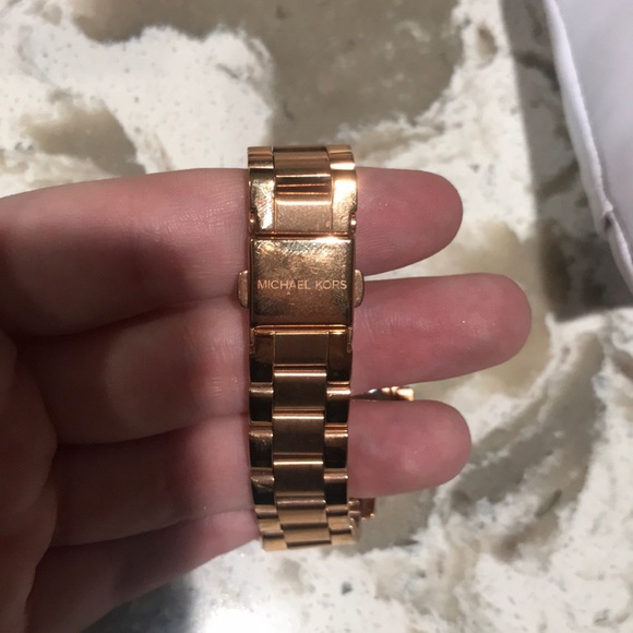 Michael Kors Maroon & Rose Gold petite watch - Picture 3 of 3